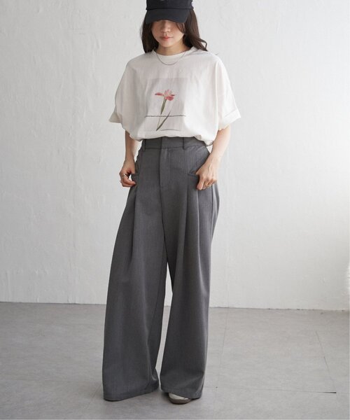 VENCEEXCHANGE(ヴァンスエクスチェンジ)の「綿天竺フラワープリントTシャツ(Tシャツ/カットソー・レディース・その他1/ブラック/オフホワイト・FREE)」の16枚目の写真