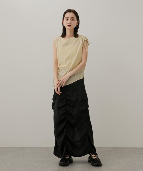 SENSE OF PLACE by URBAN RESEARCH（センスオブプレイスバイアーバンリサーチ）の「アシンメトリーシャーリングトップ（シャツ/ブラウス・レディース・ベージュ/アイボリー/ネイビー・ONE）」の5枚目の写真