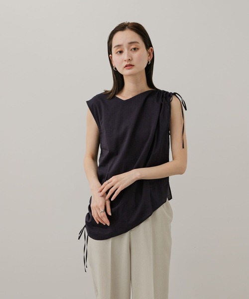 SENSE OF PLACE by URBAN RESEARCH（センスオブプレイスバイアーバンリサーチ）の「アシンメトリーシャーリングトップ（シャツ/ブラウス・レディース・ベージュ/アイボリー/ネイビー・ONE）」の8枚目の写真