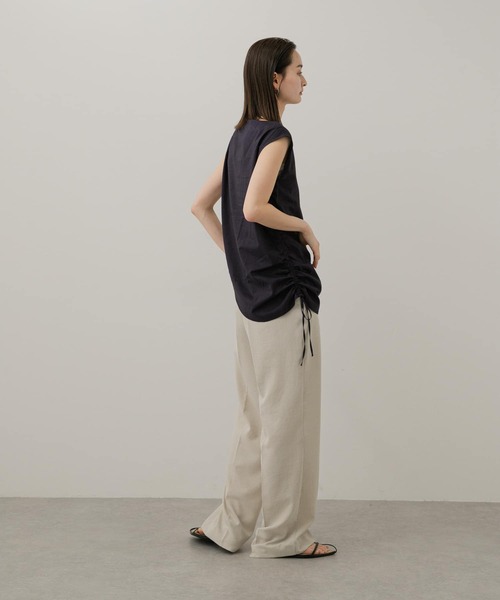 SENSE OF PLACE by URBAN RESEARCH（センスオブプレイスバイアーバンリサーチ）の「アシンメトリーシャーリングトップ（シャツ/ブラウス・レディース・ベージュ/アイボリー/ネイビー・ONE）」の13枚目の写真