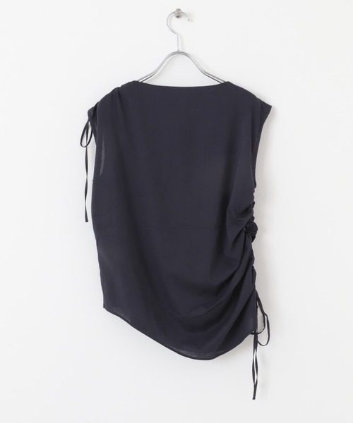 SENSE OF PLACE by URBAN RESEARCH（センスオブプレイスバイアーバンリサーチ）の「アシンメトリーシャーリングトップ（シャツ/ブラウス・レディース・ベージュ/アイボリー/ネイビー・ONE）」の19枚目の写真