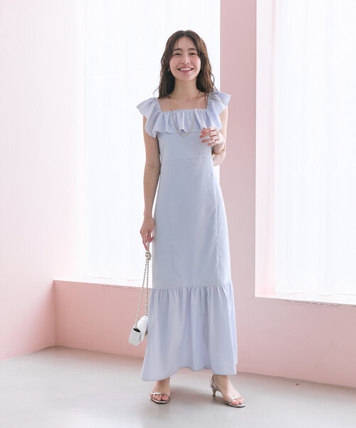 La boutique BonBon（ラブティックボンボン）の「【スタッフmiki監修・3サイズ展開あり】フリルトリムマーメイドワンピース（ワンピース・レディース・ピンク/ホワイト/サックスブルー/ブラック・38/34/36）」の5枚目の写真