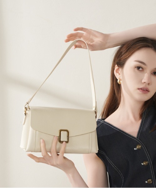 NiiNa（ニーナ）の「【 NiiNa / ニーナ 】高品質牛革 2wayワンハンドルスクエアフォルムショルダーバッグ（ショルダーバッグ・レディース・ホワイト/ブラウン/ダークブラウン/グリーン/ブラック/グレイッシュベージュ/カーキ・FREE）」の19枚目の写真