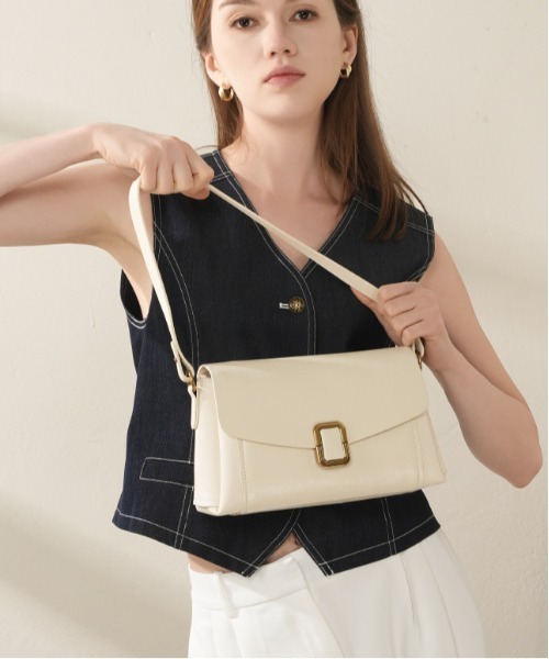 NiiNa（ニーナ）の「【 NiiNa / ニーナ 】高品質牛革 2wayワンハンドルスクエアフォルムショルダーバッグ（ショルダーバッグ・レディース・ホワイト/ブラウン/ダークブラウン/グリーン/ブラック/グレイッシュベージュ/カーキ・FREE）」の20枚目の写真