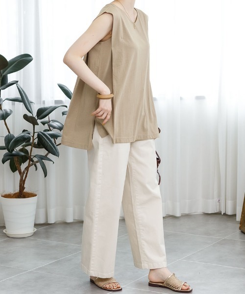 RCD(アールシーディー)の「肩タックノースリーブ(Tシャツ/カットソー・レディース・ブラック/グレイッシュベージュ/オフホワイト/チャコールグレー・M-L/LL~3L/4L~5L)」の15枚目の写真