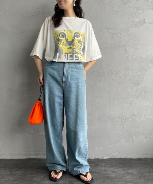 REMI RELIEF（レミレリーフ）の「[REMI RELIEF/レミレリーフ] 別注 ビッグシルエット SP加工プリントTシャツ（Tシャツ/カットソー・レディース・オフホワイト/ネイビー・M/S）」の4枚目の写真