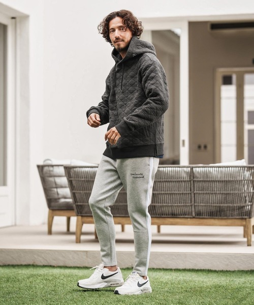 1minute 1second（ワンミニットワンセカンド）の「mpa3852-quilted side zip hoody with heart patch サイドジップパーカー（パーカー・メンズ・ブラック/チャコール・S/M/L/XL）」の7枚目の写真