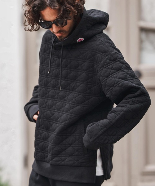 1minute 1second（ワンミニットワンセカンド）の「mpa3852-quilted side zip hoody with heart patch サイドジップパーカー（パーカー・メンズ・ブラック/チャコール・S/M/L/XL）」の11枚目の写真