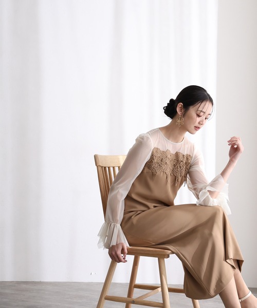 PourVous(プールヴー)の「結婚式 二次会 パーティー ドレス 袖あり と ミモレ丈 ケミカル レース 変形ベルスリーブ Iライン シルエット お呼ばれ フォーマル オケージョンドレス 同窓会 成人式 謝恩会 20代 30代(ドレス・レディース・ブラック系その他/キャメル/グリーン・L/M)」の11枚目の写真