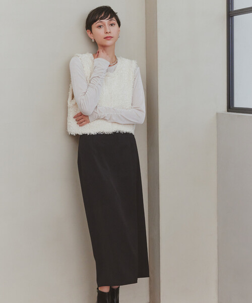 COMME CA ISM（コムサイズム）の「ポリエステルツイル ナロースカート（スカート・レディース・ブラック/グレイッシュベージュ・MEDIUM/LARGE）」の3枚目の写真