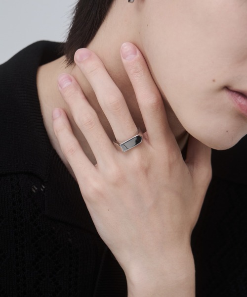 ヒアーズ リング here's 印台リング シルバー 美品 19号 ヒアーズ リング here's 印台リング シルバー 美品 19号（Amazon
