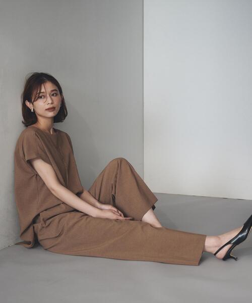 UNTITLED（アンタイトル）の「【セットアップ可/はっ水/通勤】リラククール 半袖ブラウス（シャツ/ブラウス・レディース・ブラック/ブラウン系/チャコールグレー・50/48/46/44/04/03/02/01/00）」の11枚目の写真