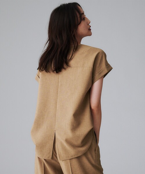 UNTITLED（アンタイトル）の「【セットアップ可/はっ水/通勤】リラククール 半袖ブラウス（シャツ/ブラウス・レディース・ブラック/ブラウン系/チャコールグレー・50/48/46/44/04/03/02/01/00）」の14枚目の写真