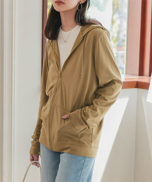 KOBE LETTUCE（コウベレタス）の「[ S M L XL UVカット ] スタンダードパーカー（パーカー・レディース・キャメル/ネイビー/杢グレー/オフホワイト/ブラック・L/XL/S/M）」の6枚目の写真