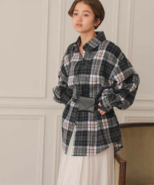 titivate(ティティベイト)の「起毛チェックオーバーシャツ(シャツ/ブラウス・レディース・ブルー/ライトブラウン/ブラック/ピンク・M/L)」の7枚目の写真