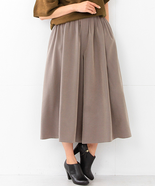 BEAMS LIGHTS Women's（ビームスライツ ウィメンズ）の「BEAMS LIGHTS / ワイドギャザー ガウチョ（その他パンツ・レディース・ブラウン系その他/その他1/ネイビー・36/38）」の2枚目の写真