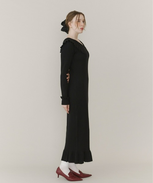 Olu.(オルドット)の「フリルリブニットワンピース(ワンピース・レディース・ブラック/ベージュ/モカ・0/1)」の20枚目の写真