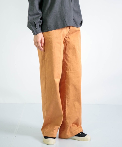 D.M.G.（ドミンゴ）の「[D.M.G. / ディーエムジー] ロイカチノストレッチ ストレートチノパンツ（チノパンツ・レディース・コーラル・M/SS/L/S）」の14枚目の写真