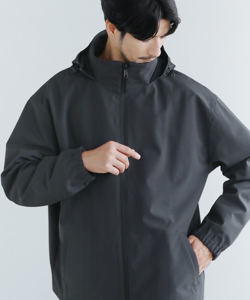 SPU（スプ）の「〈撥水/防風/透湿/止水ジップ〉3レイヤー機能性2wayスタンドネックジャケットフード収納可能（マウンテンパーカー・メンズ・ブラウン/チャコール/ブラック・M/S/XL/L）」の16枚目の写真