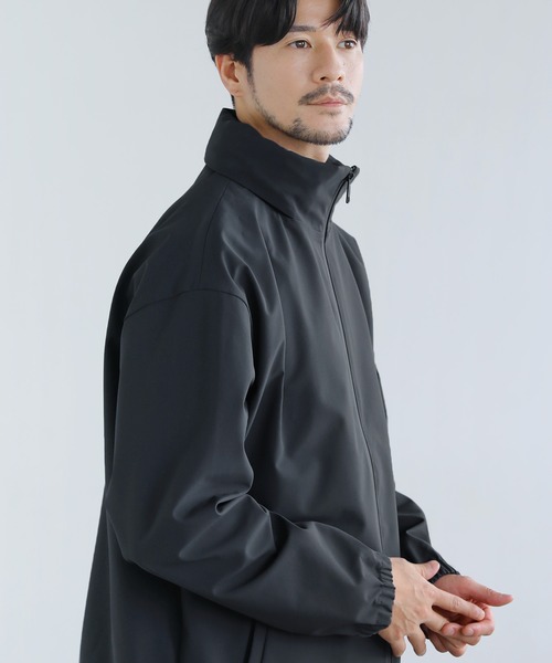 SPU（スプ）の「〈撥水/防風/透湿/止水ジップ〉3レイヤー機能性2wayスタンドネックジャケットフード収納可能（マウンテンパーカー・メンズ・ブラウン/チャコール/ブラック・M/S/XL/L）」の17枚目の写真