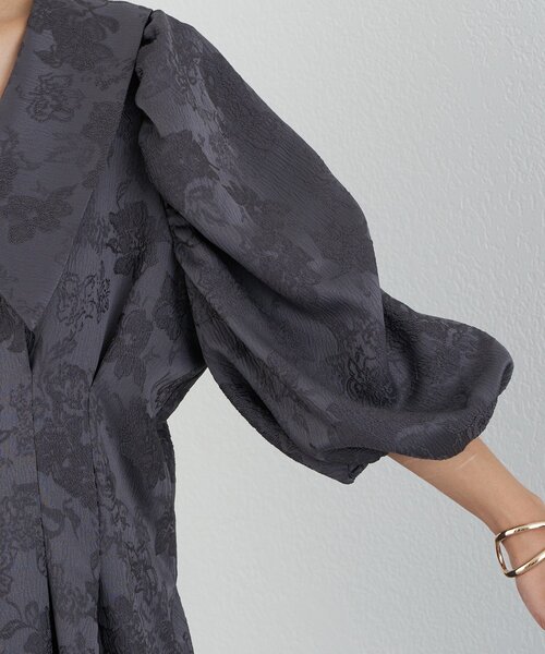 CIAOPANIC（チャオパニック）の「【Lumé/ルメ】フラワージャガードビッグカラードレス（ワンピース・レディース・グレー/アイボリー/ブラック・MEDIUM/SMALL）」の8枚目の写真