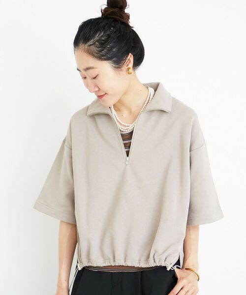 le.coeur blanc（ルクールブラン）の「ジップデザインハーフスリーブスウェット（スウェット・レディース・ベージュ/グレー・38）」の9枚目の写真