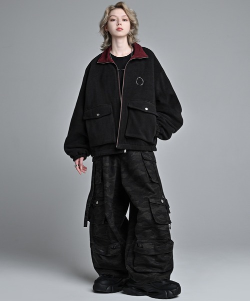 ADRER(アドラー)の「Nylon × Fleece Reversible Short Blouson / ナイロン×フリース リバーシブルショートブルゾン(ブルゾン・メンズ・ブラック/アイボリー/ブルーグリーン/ブラック系1/ワイン系1/グレー系1・XS/S/M/L)」の17枚目の写真