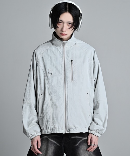 ADRER(アドラー)の「Nylon × Fleece Reversible Short Blouson / ナイロン×フリース リバーシブルショートブルゾン(ブルゾン・メンズ・ブラック/アイボリー/ブルーグリーン/ブラック系1/ワイン系1/グレー系1・XS/S/M/L)」の11枚目の写真