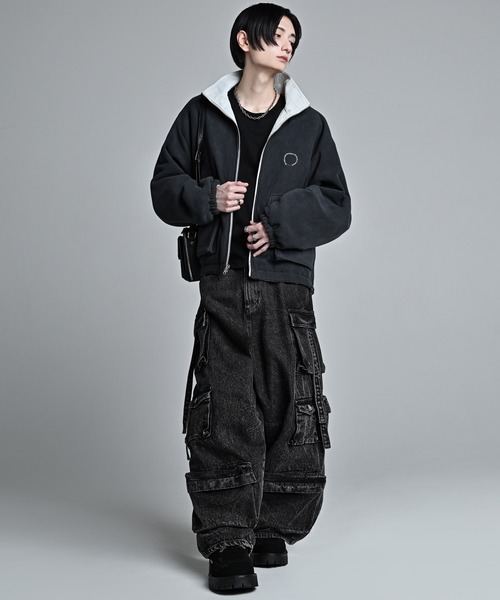 ADRER(アドラー)の「Nylon × Fleece Reversible Short Blouson / ナイロン×フリース リバーシブルショートブルゾン(ブルゾン・メンズ・ブラック/アイボリー/ブルーグリーン/ブラック系1/ワイン系1/グレー系1・XS/S/M/L)」の9枚目の写真