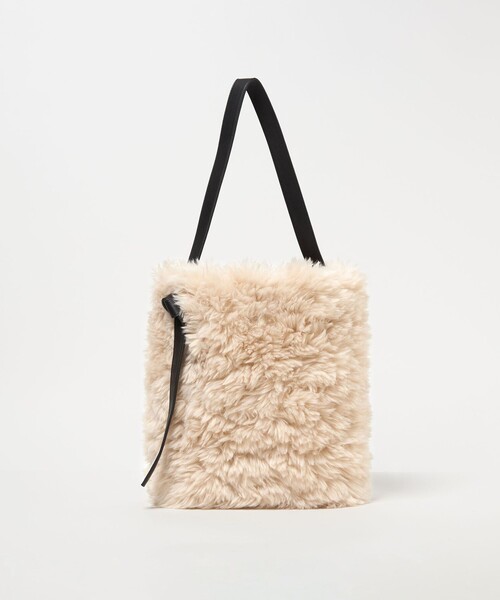 UNITED ARROWS（ユナイテッドアローズ）の「フェイクボア ワンショルダーバッグ（ショルダーバッグ・レディース・ベージュ/ダークブラウン・FREE）」の5枚目の写真