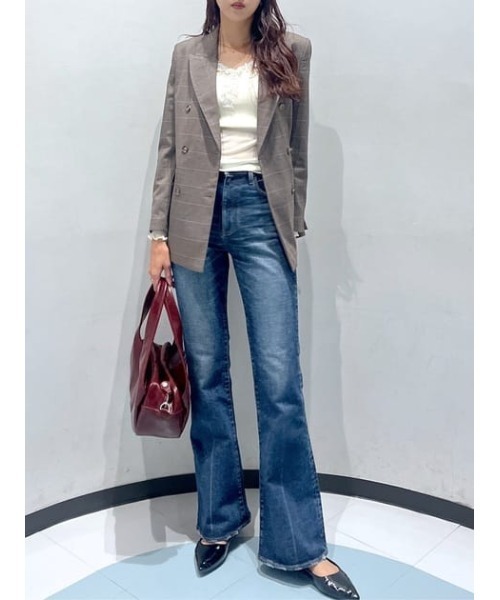 MOUSSY(マウジー)の「【シリーズ累計24万本販売】MVS FLARE(L) / ロングサイズ(デニムパンツ・レディース・ブルー/ワンウォッシュ・24inch/25inch/26inch/27inch/23inch)」の4枚目の写真