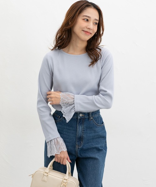 Honeys（ハニーズ）の「袖口レース使いトップス（Tシャツ/カットソー・レディース・ブラック/アイボリー/ホワイト×ブラック/グレイッシュベージュ/ブラック×ベージュ/サックスブルー系・LL/3L/S/M/L）」の14枚目の写真