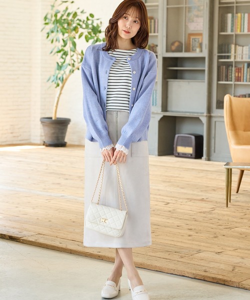 Honeys（ハニーズ）の「袖口レース使いトップス（Tシャツ/カットソー・レディース・ブラック/アイボリー/ホワイト×ブラック/グレイッシュベージュ/ブラック×ベージュ/サックスブルー系・LL/3L/S/M/L）」の17枚目の写真