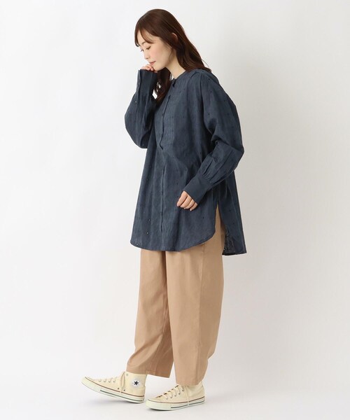 one'sterrace(ワンズテラス)の「コットン シフリーチュニックシャツ(シャツ/ブラウス・レディース・オリーブ系3/ネイビー系5/アイボリー系8・02)」の14枚目の写真