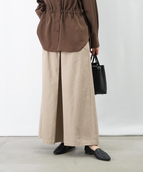 LUCA/LADY LUCK LUCA（ルカ/レディラックルカ）の「LC/LLL ツイルキュロット（その他パンツ・レディース・ベージュ/ブラック/カーキ・FREE）」の2枚目の写真