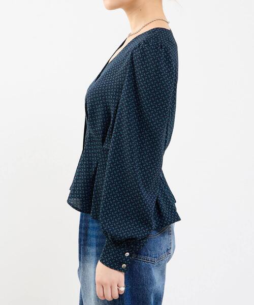 SOFFITTO（ソフィット）の「Vネックウエストタックブラウス（シャツ/ブラウス・レディース・ブラック系その他/グリーン系その他・FREE）」の6枚目の写真