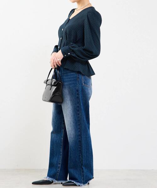 SOFFITTO（ソフィット）の「Vネックウエストタックブラウス（シャツ/ブラウス・レディース・ブラック系その他/グリーン系その他・FREE）」の9枚目の写真