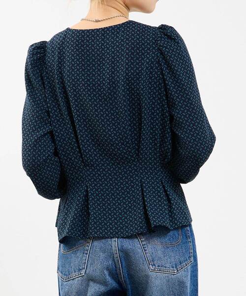 SOFFITTO（ソフィット）の「Vネックウエストタックブラウス（シャツ/ブラウス・レディース・ブラック系その他/グリーン系その他・FREE）」の14枚目の写真