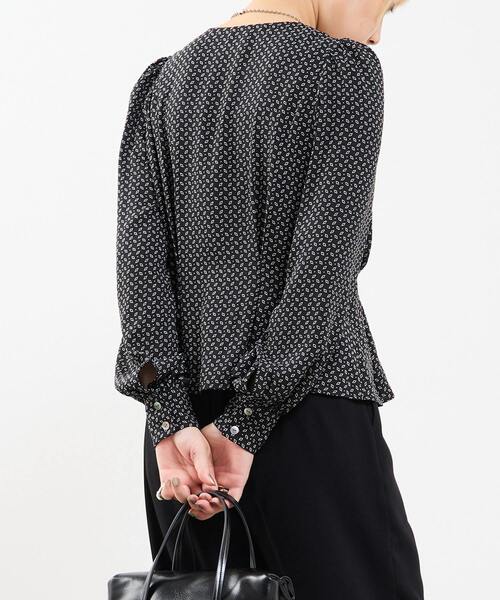 SOFFITTO（ソフィット）の「Vネックウエストタックブラウス（シャツ/ブラウス・レディース・ブラック系その他/グリーン系その他・FREE）」の22枚目の写真