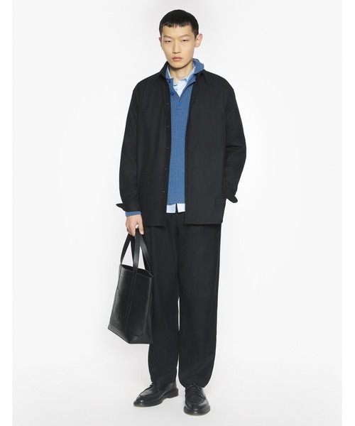 Maison Kitsune（メゾンキツネ）の「MAISON KITSUNE HANDWRITING OVERSIZED SHIRT（シャツ/ブラウス・メンズ・ブラック・L/M/S）」の2枚目の写真