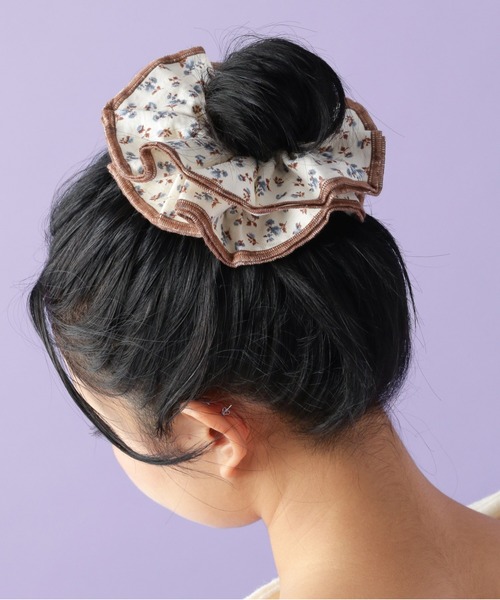 レトロ小花シュシュ[tiny tiny(ティニーティニー)]（シュシュ）｜niko