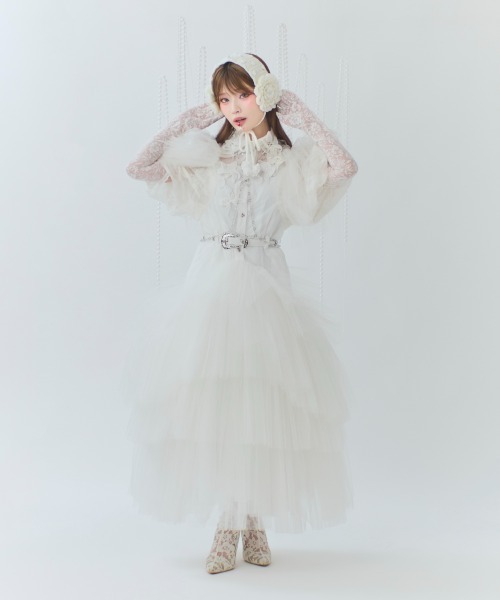 kaorinomori（カオリノモリ）の「kaorinomori×かきぶちももの ローサヘアバンド / カオリノモリ（ヘアバンド・レディース・ホワイト/ライトブルー・FREE）」の6枚目の写真