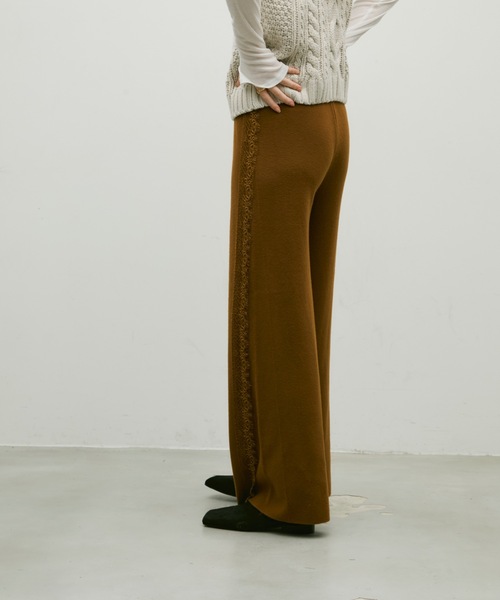 Lutim by u（ルチバイユー）の「Side lace knit pants / サイドレースニットパンツ（その他パンツ・レディース・ブラック/ブラウン・FREE）」の9枚目の写真