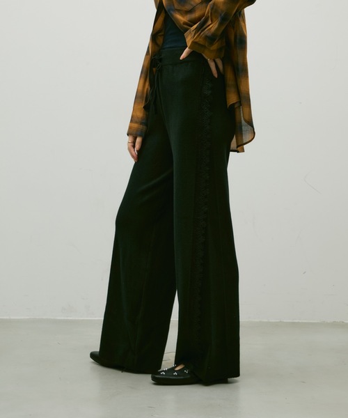 Lutim by u（ルチバイユー）の「Side lace knit pants / サイドレースニットパンツ（その他パンツ・レディース・ブラック/ブラウン・FREE）」の12枚目の写真