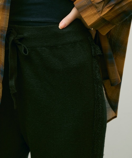 Lutim by u（ルチバイユー）の「Side lace knit pants / サイドレースニットパンツ（その他パンツ・レディース・ブラック/ブラウン・FREE）」の15枚目の写真