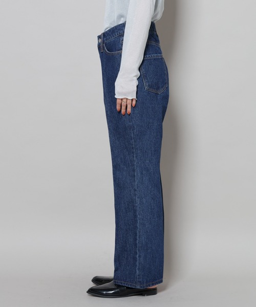 NANO universe(ナノユニバース)の「センタープレスデニム(デニムパンツ・レディース・ネイビー/ダークネイビー/ライトブルー・FREE)」の6枚目の写真