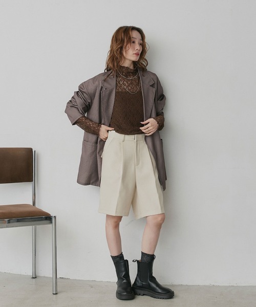 ad thie(アドティエ)の「プチハイネック レーストップス(Tシャツ/カットソー・レディース・オフホワイト/ブラック/グレー・FREE)」の12枚目の写真