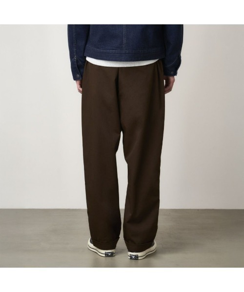 Kinetics(キネティクス)の「Gramicci T/C TWILL TUCK TAPERD PANT(グラミチ TC ツイルタックテーパードパンツ)(チノパンツ・メンズ・ブラック/ブラウン系・SMALL/MEDIUM/LARGE/X-LARGE)」の10枚目の写真