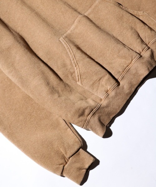 JERZEES（ジャージーズ）の「JERZEES / ジャージーズ PIGMENT DYE PULL OVER HOODIE ピグメントダイ（パーカー・メンズ・グリーン/ライトグリーン/モカ/ブラック/グレー/レッド・LARGE/X-LARGE/MEDIUM）」の19枚目の写真