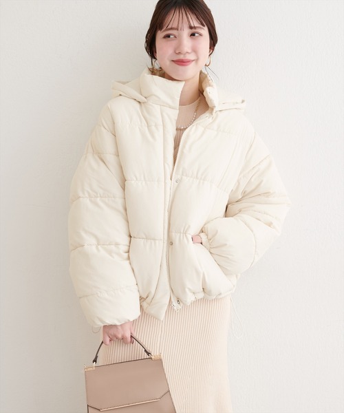 natural couture(ナチュラルクチュール)の「フード中綿ジャケット(ダウンジャケット/コート・レディース・ブラウン/アイボリー/グレイッシュベージュ/サックスブルー/ブラック・FREE)」の8枚目の写真